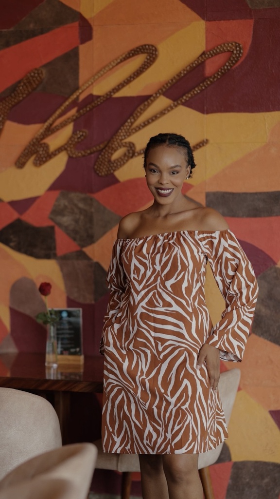 Off shoulder Shift Dress