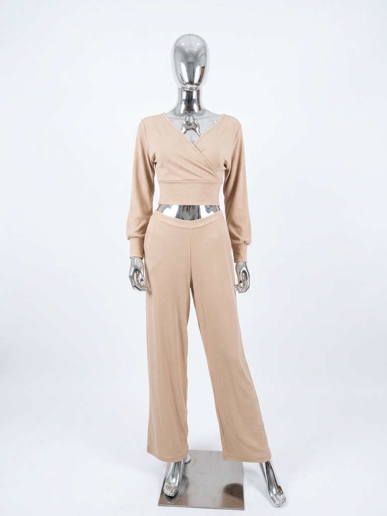 Ease Lounge Top